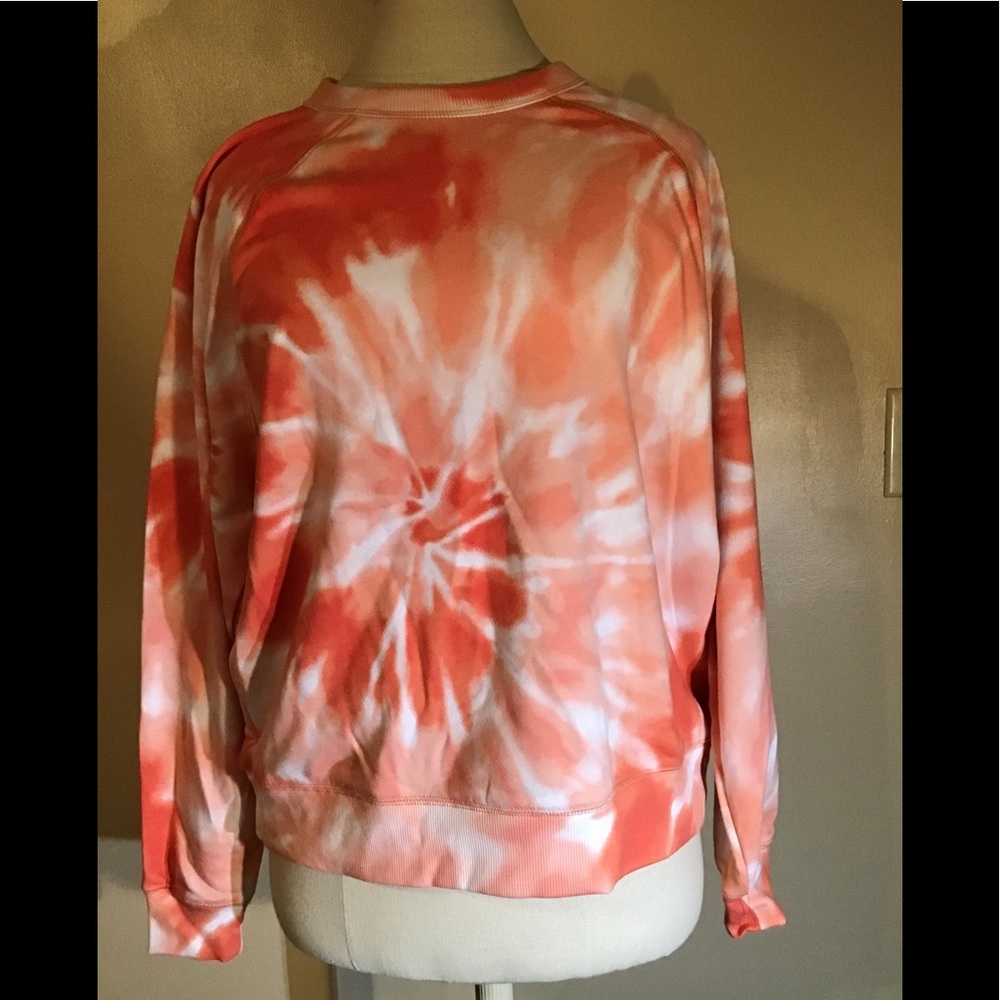 Women’s size small 4 to 6 orange and white tie-dye new with tags sweatshirt